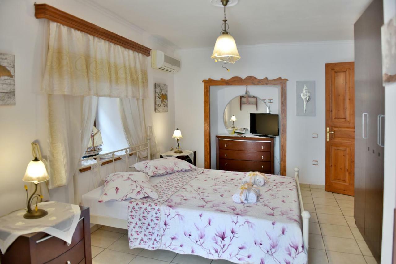 Kassandra House Hydra  Buitenkant foto