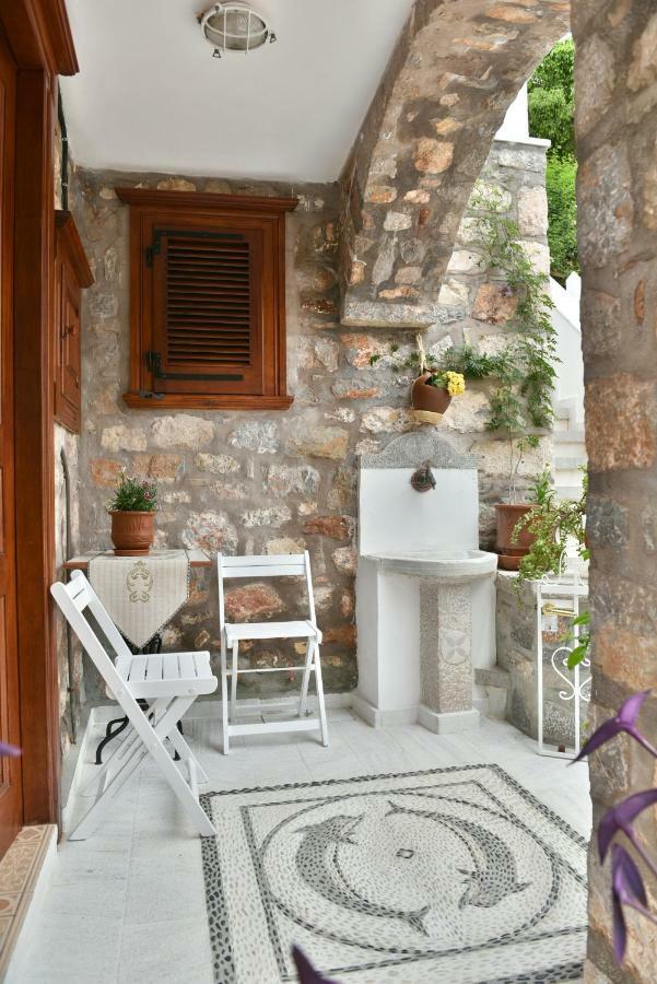 Kassandra House Hydra  Buitenkant foto